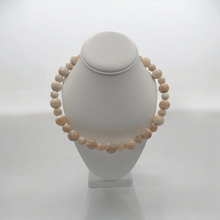 Load image into Gallery viewer, Arctic Muskox Pearl Necklace
